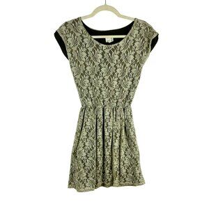 Urban Outfitters Renewal Lace Jersey Mini Dress Women Small Green White Floral